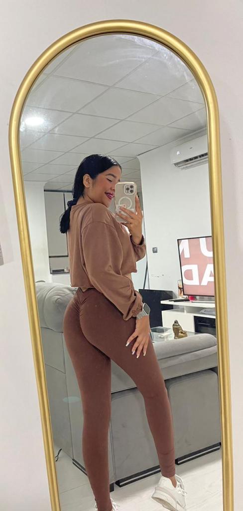 Chica busca chico en Almería: 