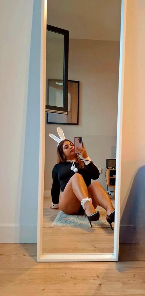 Chica busca chico en Murcia: Chica busca chico