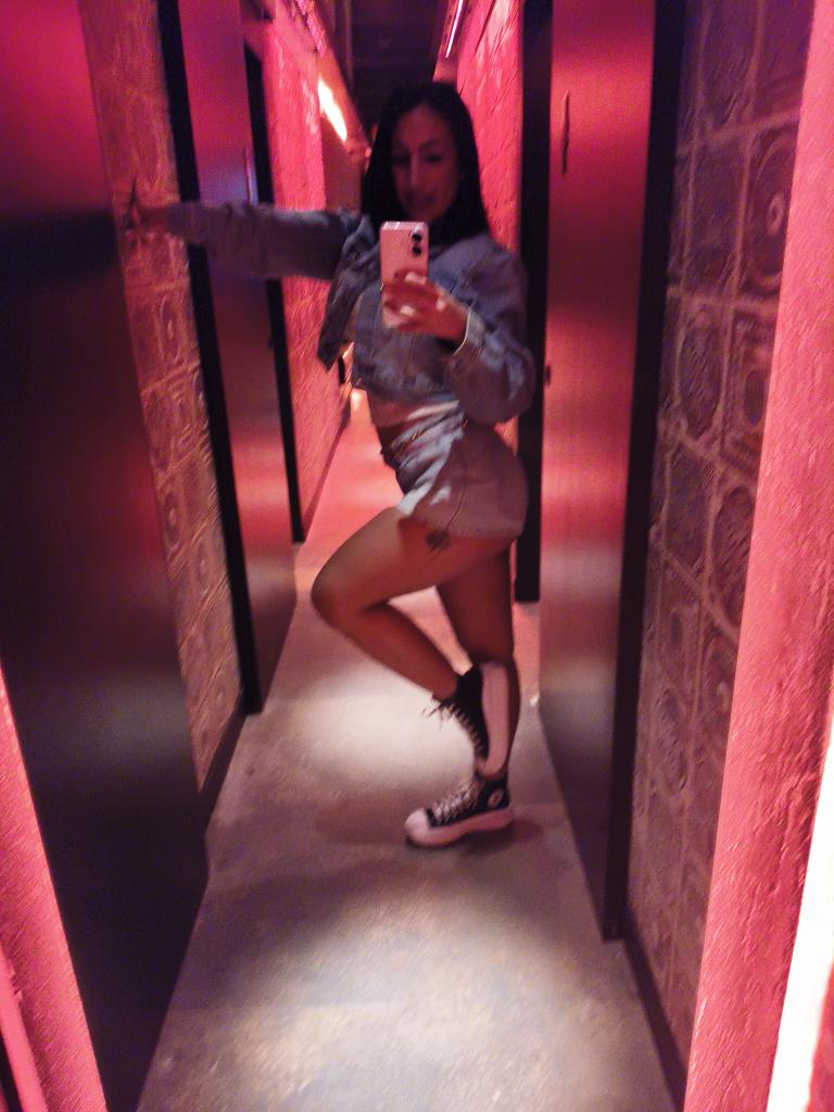 Chica busca chico en Barcelona: 