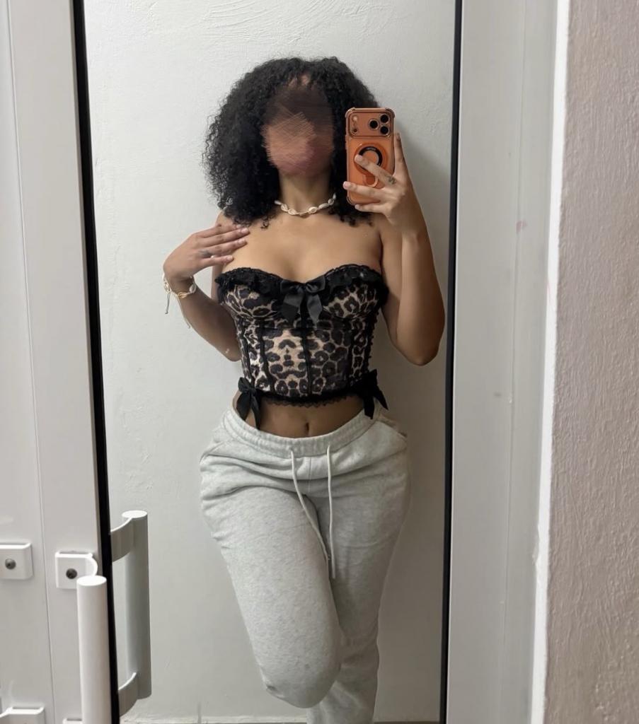 Chica busca chico en Pontevedra: 