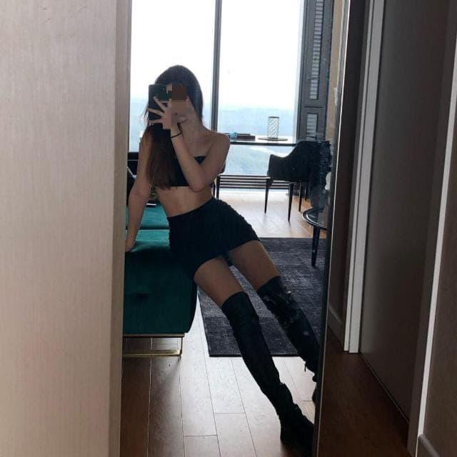 643388430: Chica busca chico en Navarra