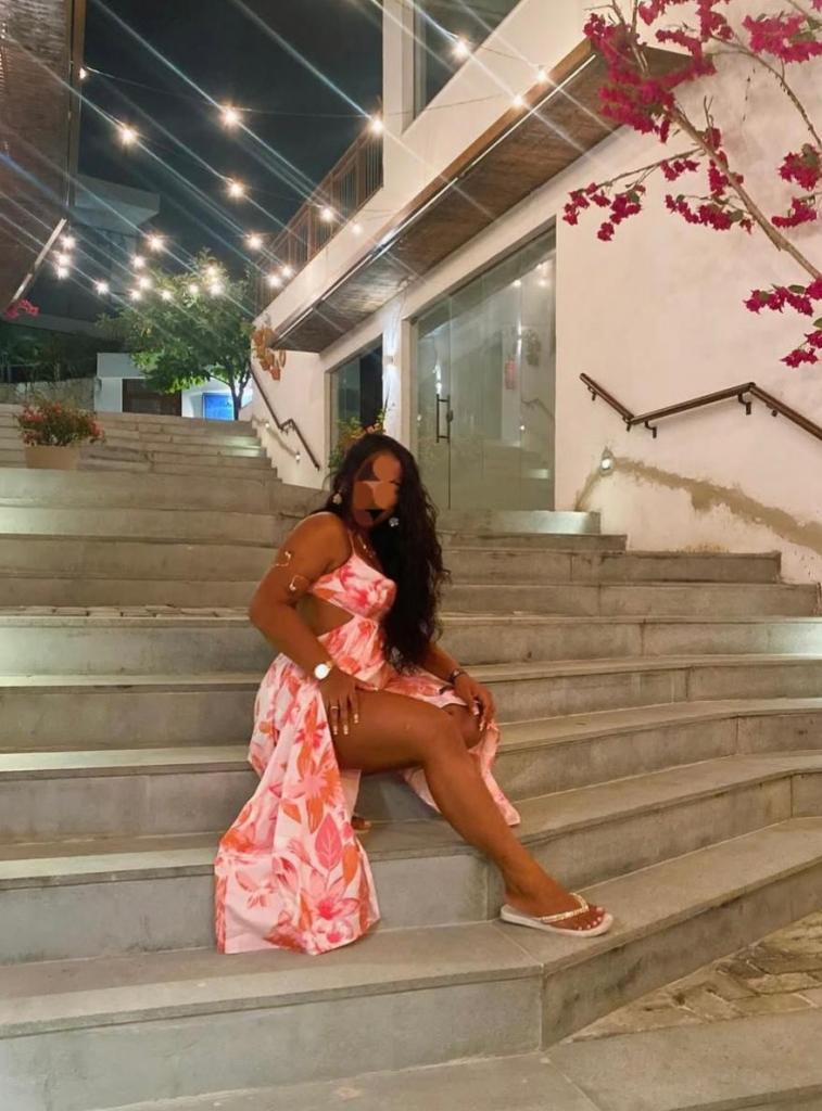 631533836: Chica busca chico en Alicante