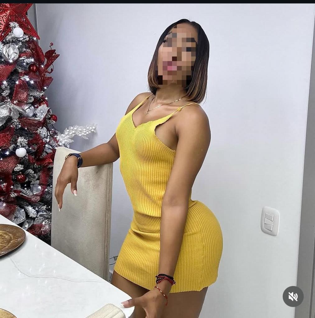 641979082: Chica busca chico en Murcia