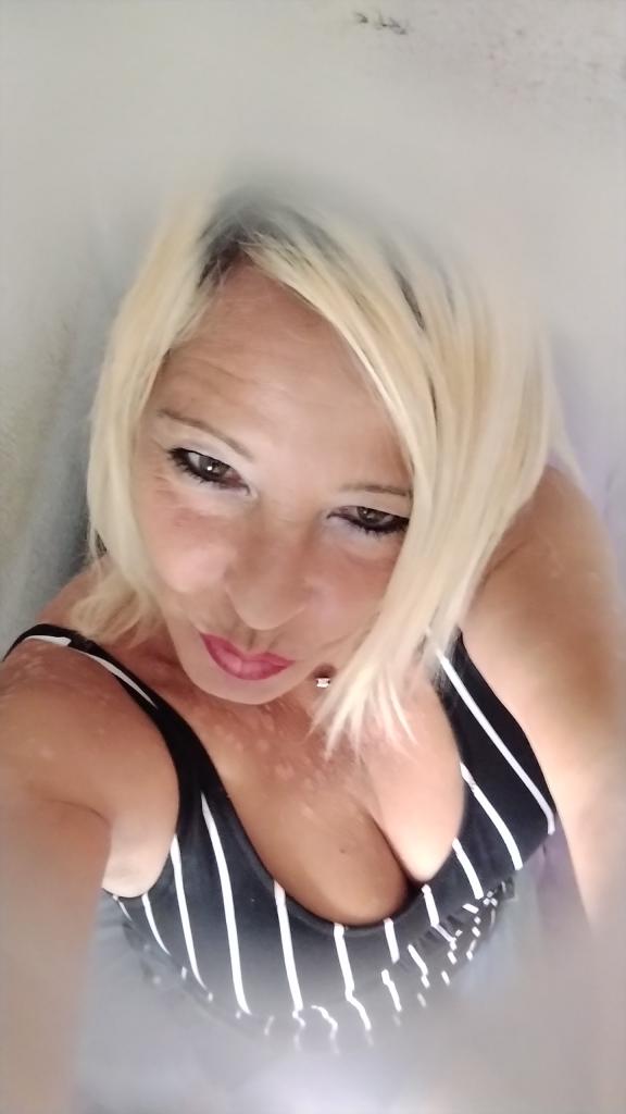 Chica busca chico en Alicante: 