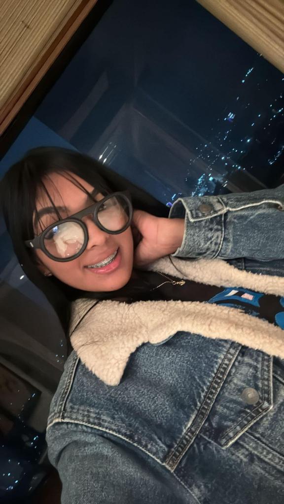 Chica busca chico en Granada: 