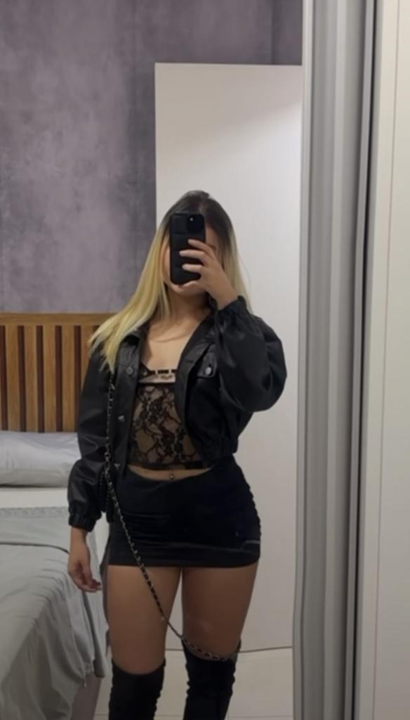 Chica busca chico en Cádiz: 