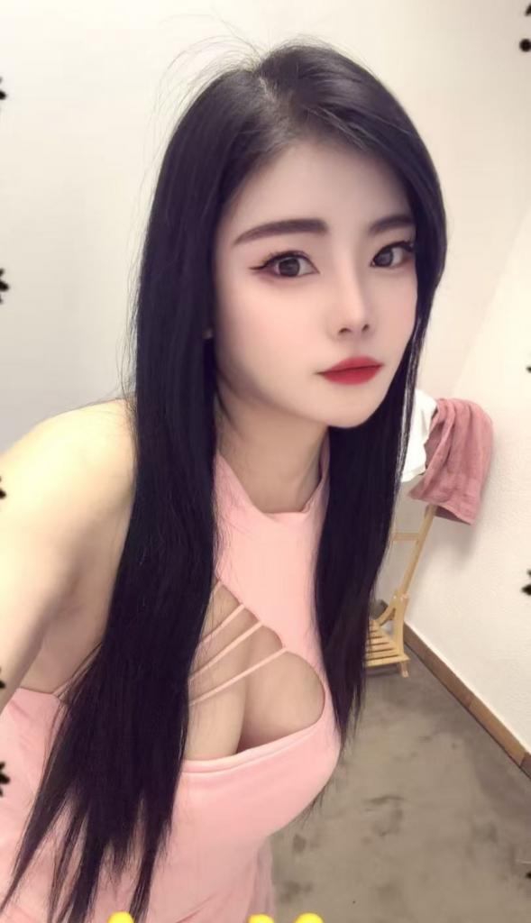 Chica busca chico en Barcelona: Chica busca chico