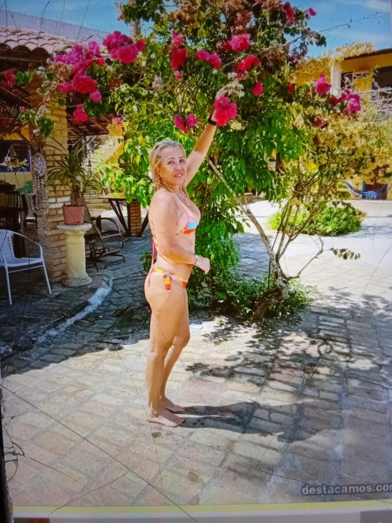 Chica busca chico en La Coruña: 