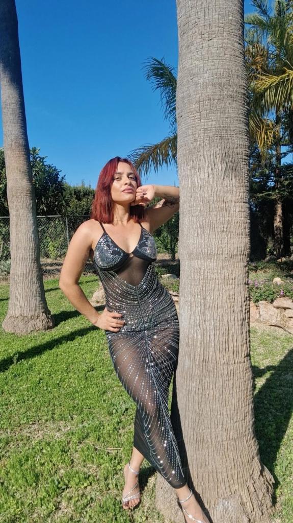 Chica busca chico en Granada: Chica busca chico