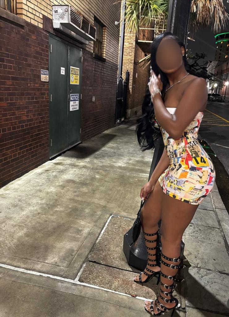 Chica busca chico en Valencia: 