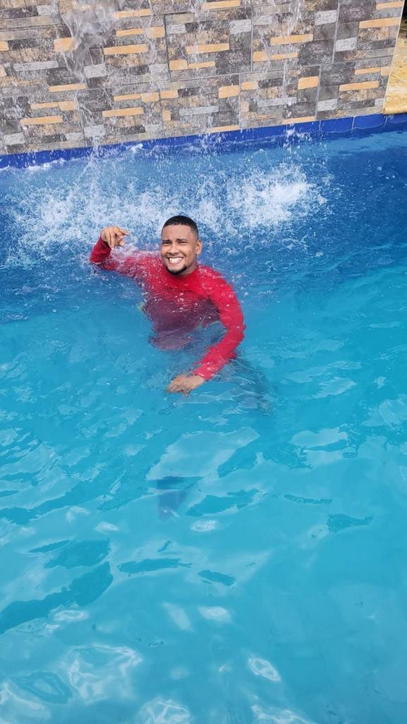 Chico busca chica en Lérida: 