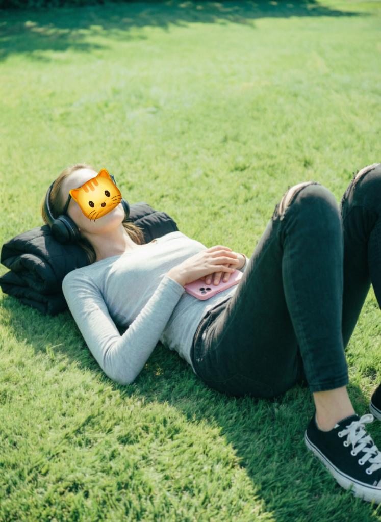 613417034: Chica busca chico en La Coruña