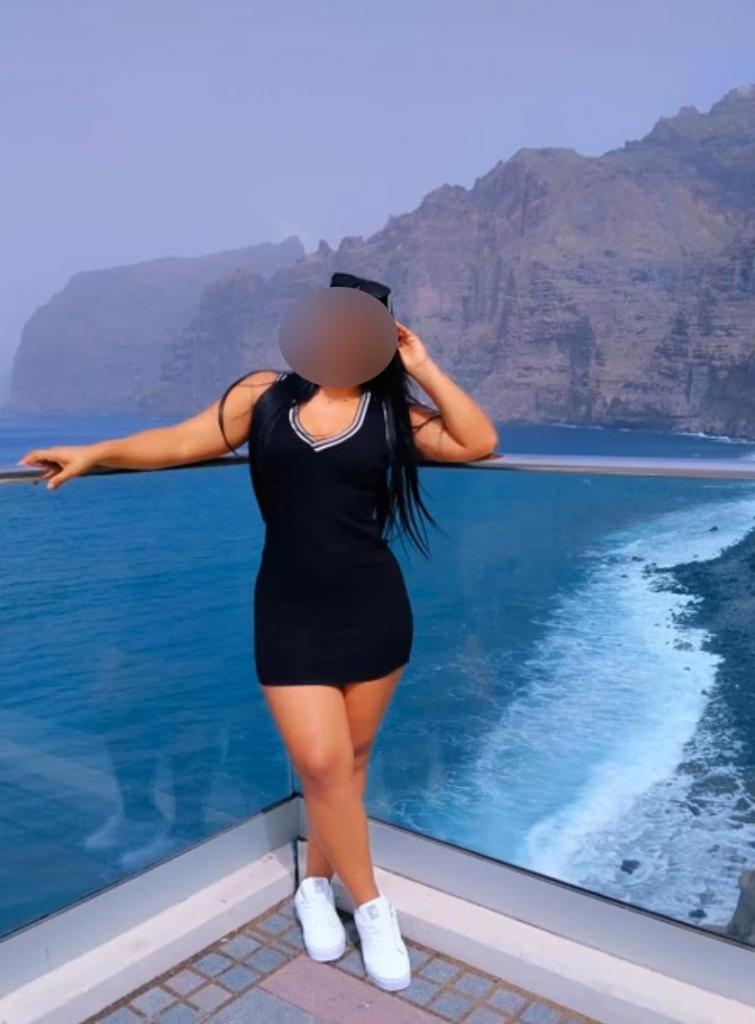 Chica busca chico en Tenerife: 