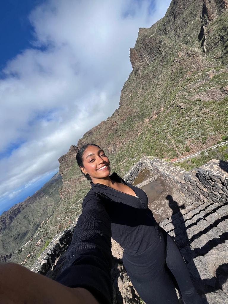 Chica busca chico en Tenerife: 