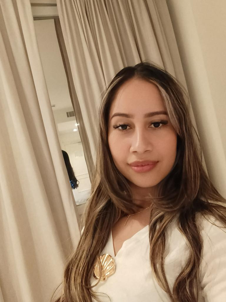 Chica busca chico en Sevilla: 