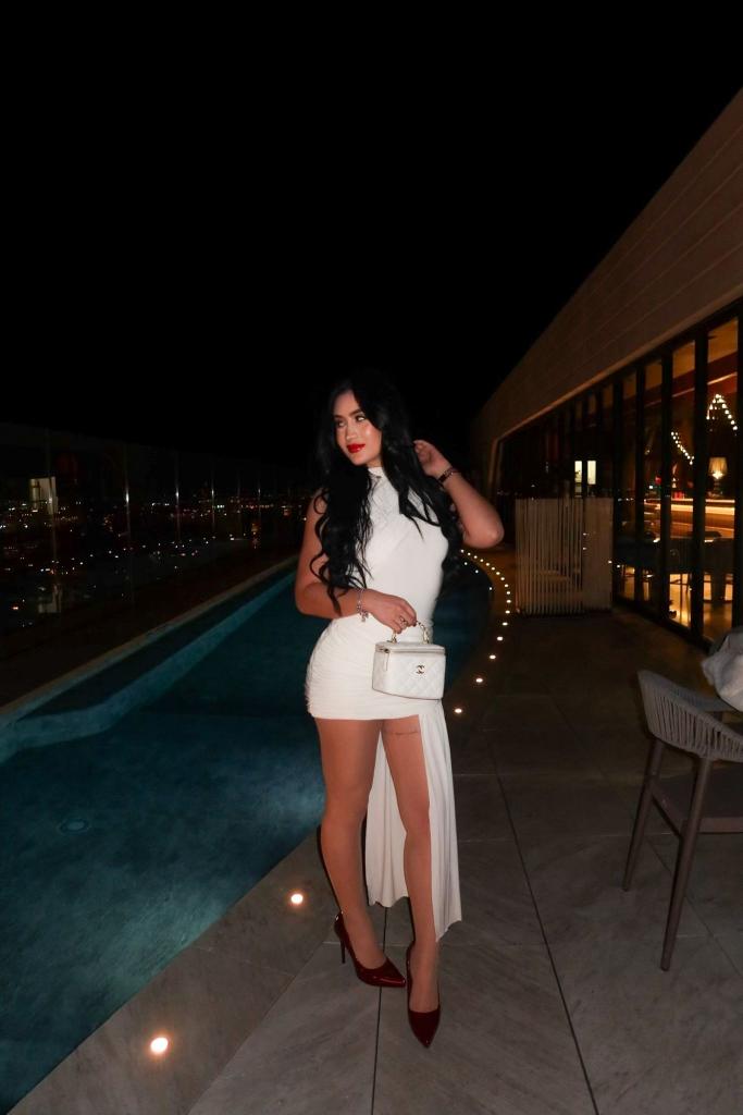 Chica busca chico en Málaga: Chica busca chico