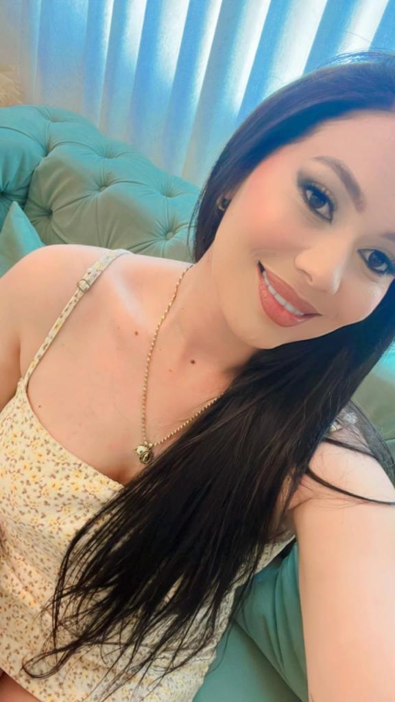 Chica busca chico en Granada: 