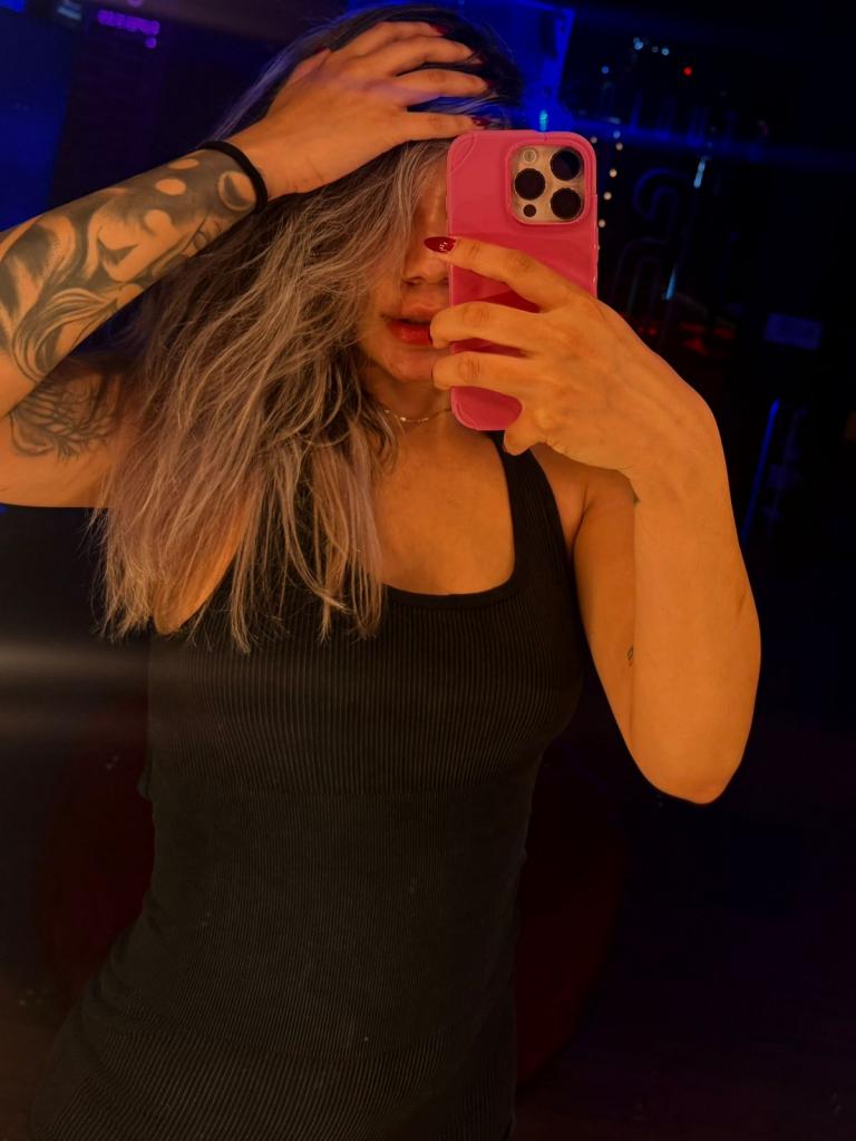 Chica busca chico en Barcelona: 