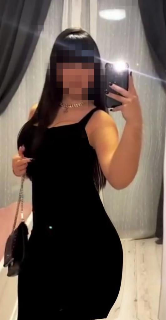 Chica busca chico en Cádiz: 