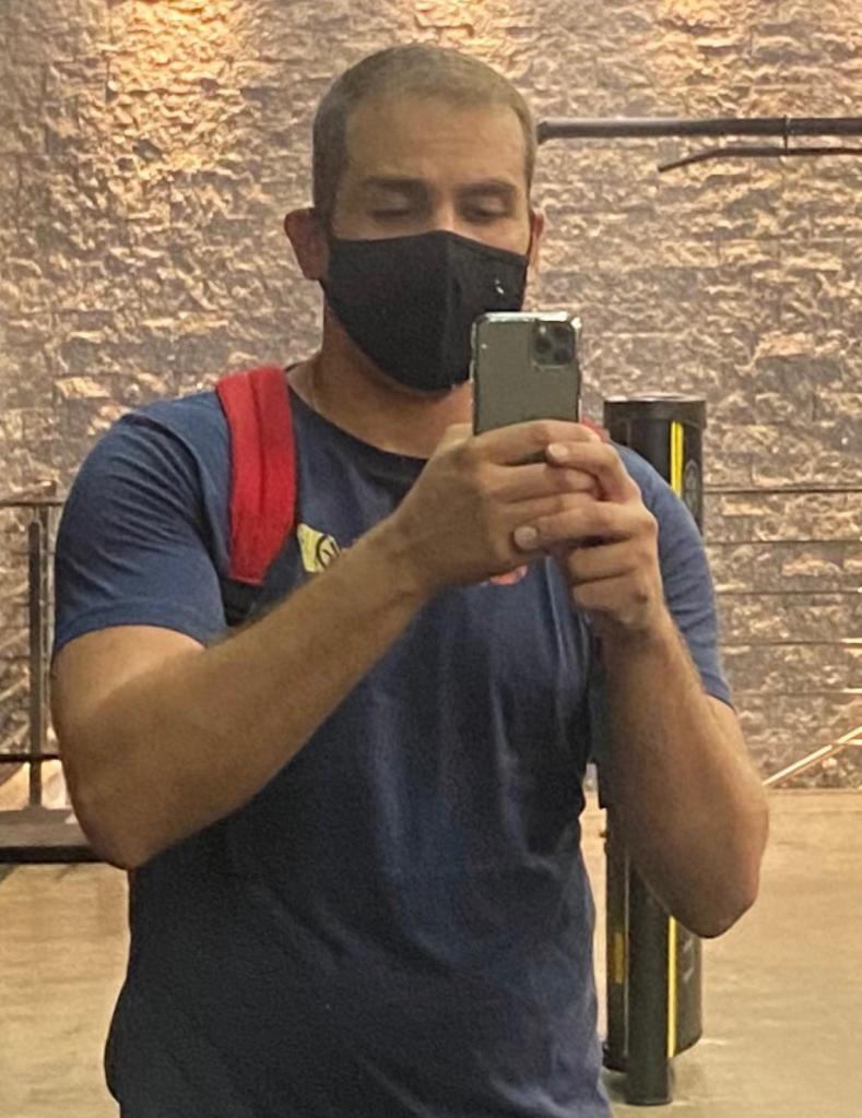 Chico busca chica en Huelva: 