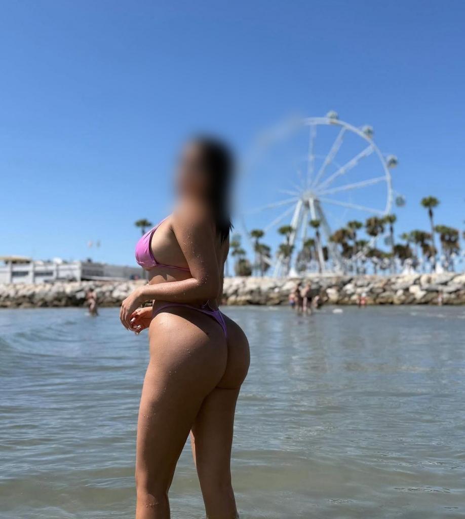 632752180: Chica busca chico en Madrid