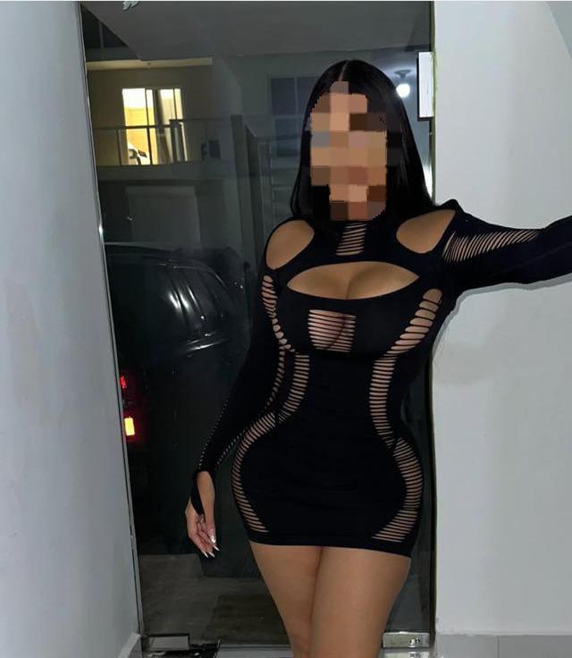 613202655: Chica busca chico en Pontevedra