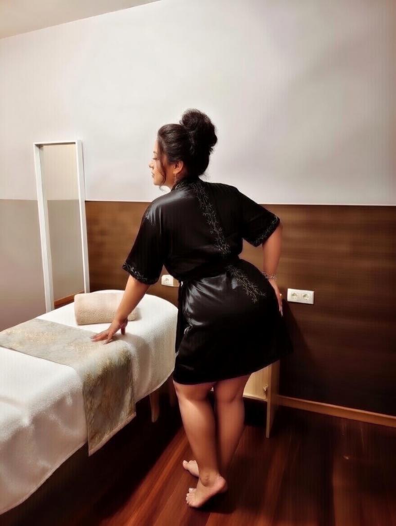 611288195: Chica busca chico en La Coruña