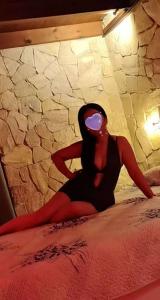 698361234: Chica busca chico en Madrid