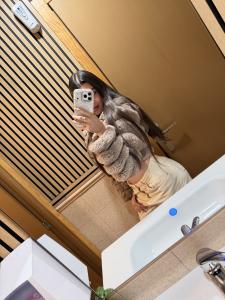 632919384: Chica busca chico en Ibiza