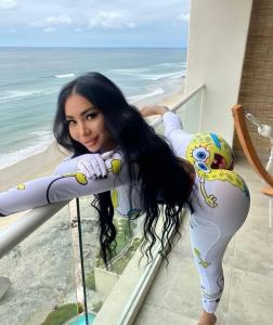 613454251: Chica busca chico en Alicante