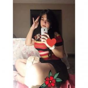 662907575: Chica busca chico en Cantabria