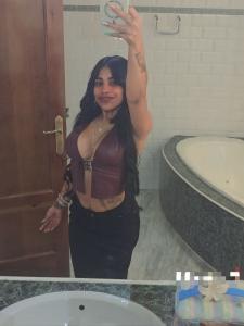 697586892: Chica busca chico en Badajoz