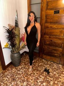 677680640: Chica busca chico en Murcia