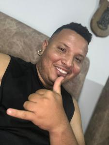 642502571: Chico busca chica en Sevilla