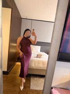 613695404: Chica busca chico en Valencia