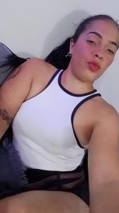 604255270: Chica busca chico en Barcelona
