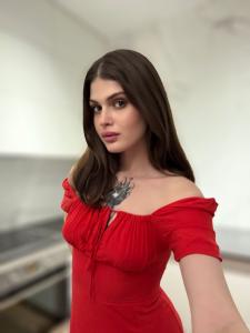 614307495: Chica busca chico en Almería