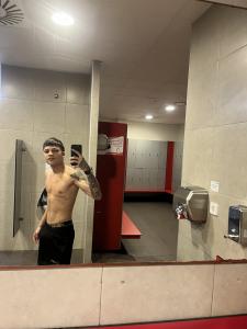 656804104: Chico busca chica en Asturias