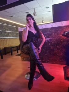 667650883: Travesti en Zaragoza