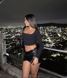 643598492: Chica busca chico en Málaga