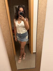 674475801: Chica busca chico en Alicante