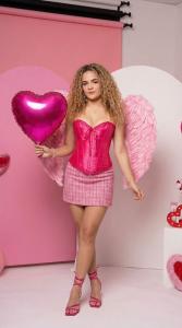 742004484: Chica busca chico en Gerona