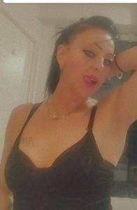 617055881: Chica busca chico en Barcelona
