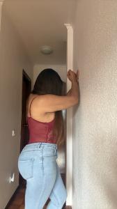 613788671: Chica busca chico en Navarra