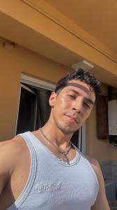 687204420: Chica busca chico en Barcelona