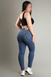 671579107: Chica busca chico en Madrid