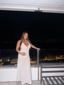 672126389: Chica busca chico en Málaga