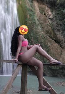 643857895: Chica busca chico en Madrid