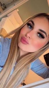 662439974: Chica busca chico en Málaga