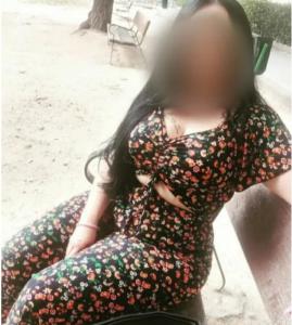 614976895: Chica busca chico en Málaga